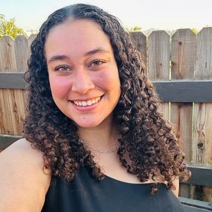 Meet your Posher, Camryn